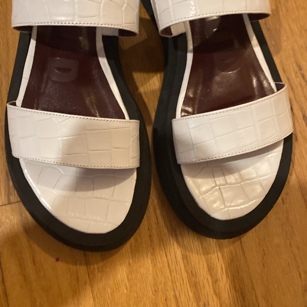 STAUD White Croc Nicky Sandals. Sz. 37/ 6.5-7 - Picture 12 of 15